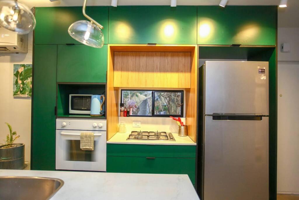 Boutique 1br Garden Tlv * Tel-Aviv